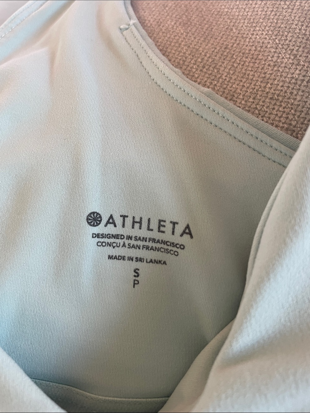 Athleta Transcend V-Neck Cropped Bra in Light Sage SIZE S - Picture 3 of 9